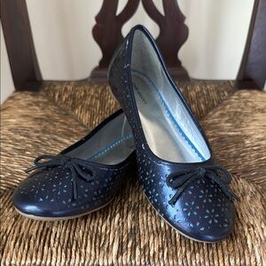 Lands' End Black Dress Shoes Classic Design